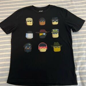 OLD NAVY ROBLOX TEE. SIZE XL (14/16)